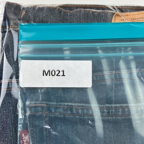 Levi's blue cuffed 515 Capri - Picture 9 of 9